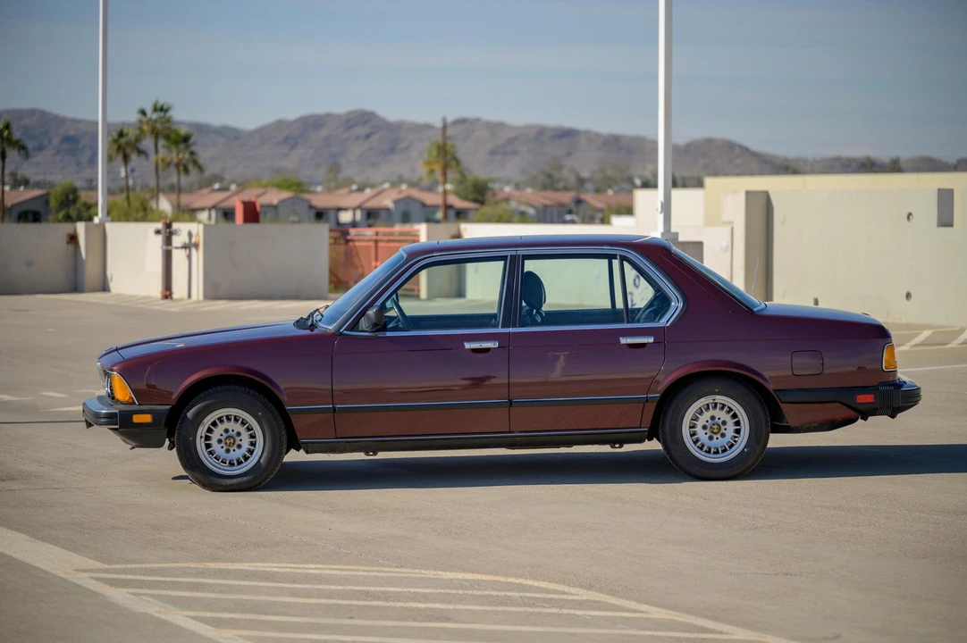 1983 BMW E23 7 Series - Image 12 of 31