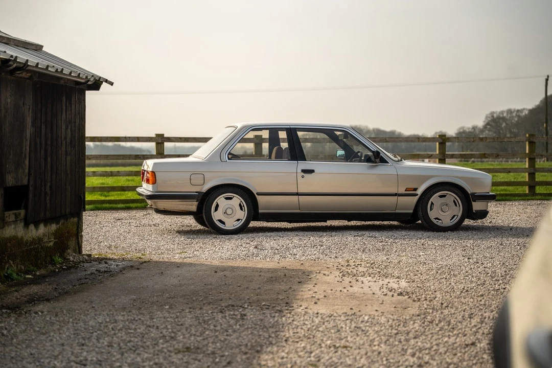 1983 BMW E30 3 Series - Image 9 of 30