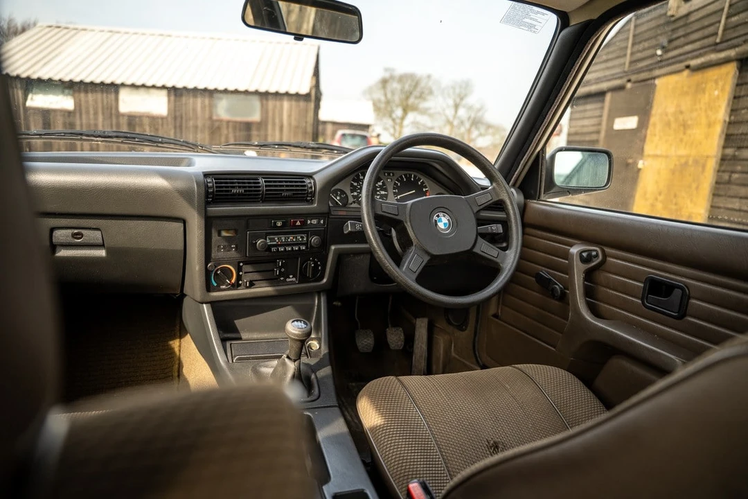 1983 BMW E30 3 Series - Image 25 of 30