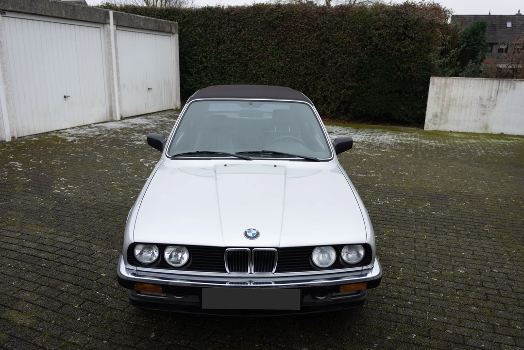 1983 BMW E30 3 Series - Image 3 of 31