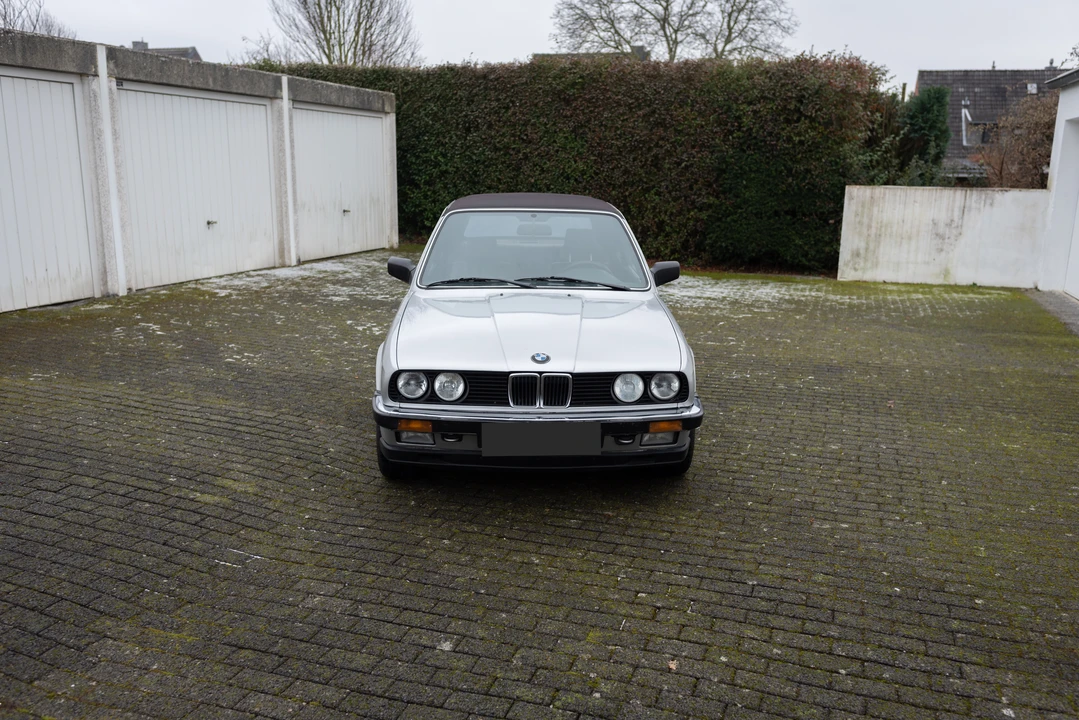 1983 BMW E30 3 Series - Image 11 of 31