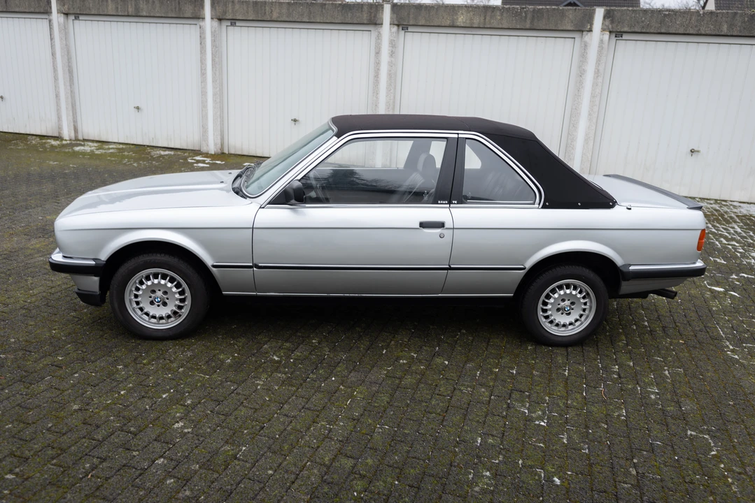 1983 BMW E30 3 Series - Image 9 of 31