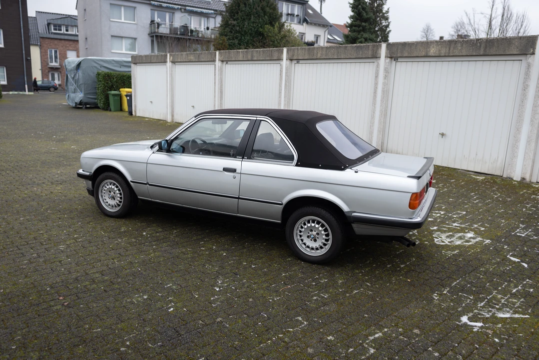 1983 BMW E30 3 Series - Image 16 of 31