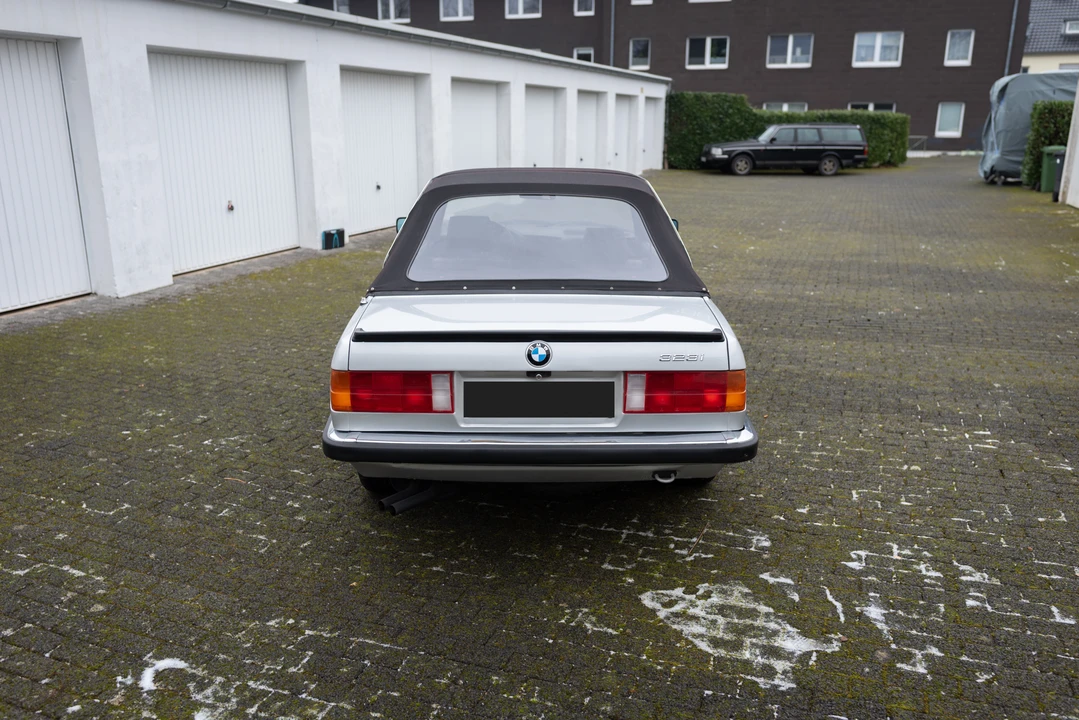 1983 BMW E30 3 Series - Image 7 of 31