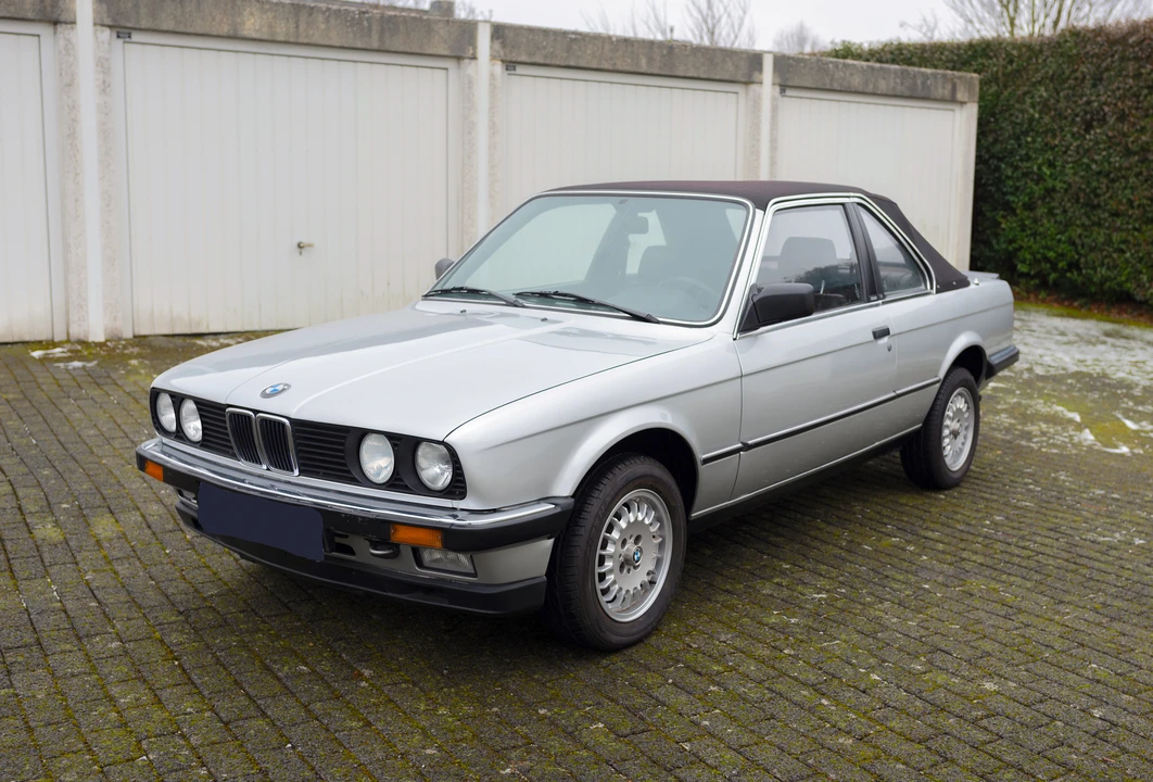 1983 BMW E30 3 Series - Image 2 of 31