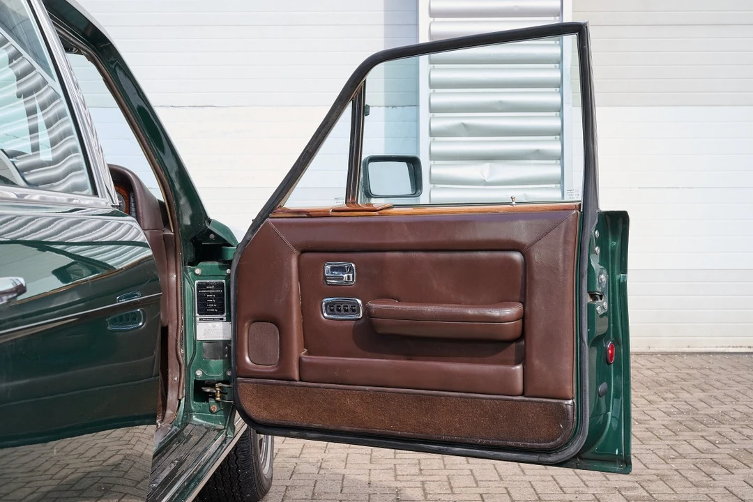 1983 Bentley Mulsanne 1st Gen - Image 16 of 30