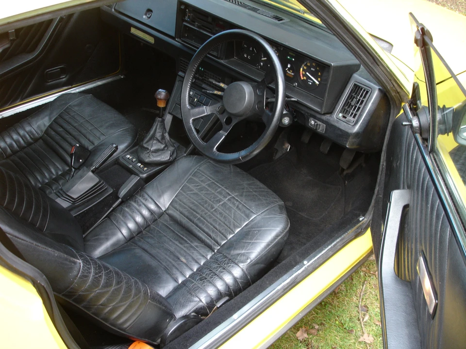 1983 Fiat X1/9 - Image 2 of 3