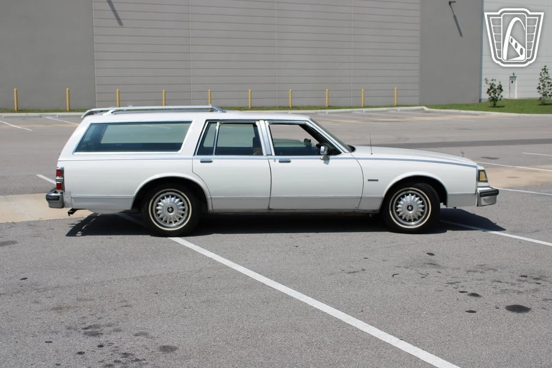 1983 Buick Electra - Image 5 of 12