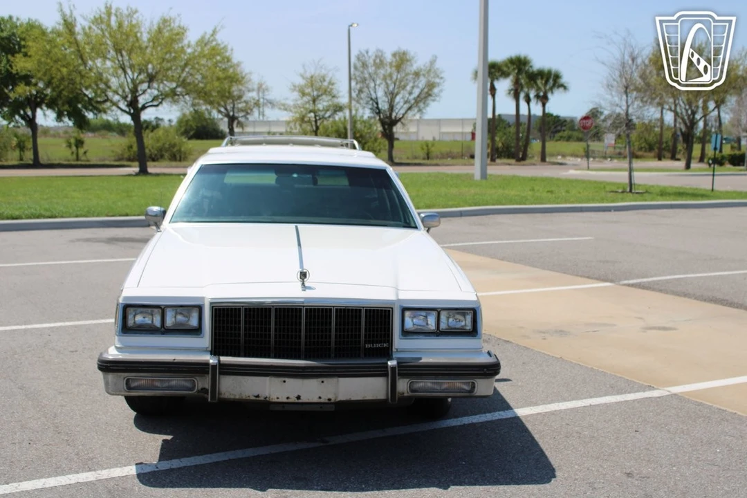 1983 Buick Electra - Image 3 of 12