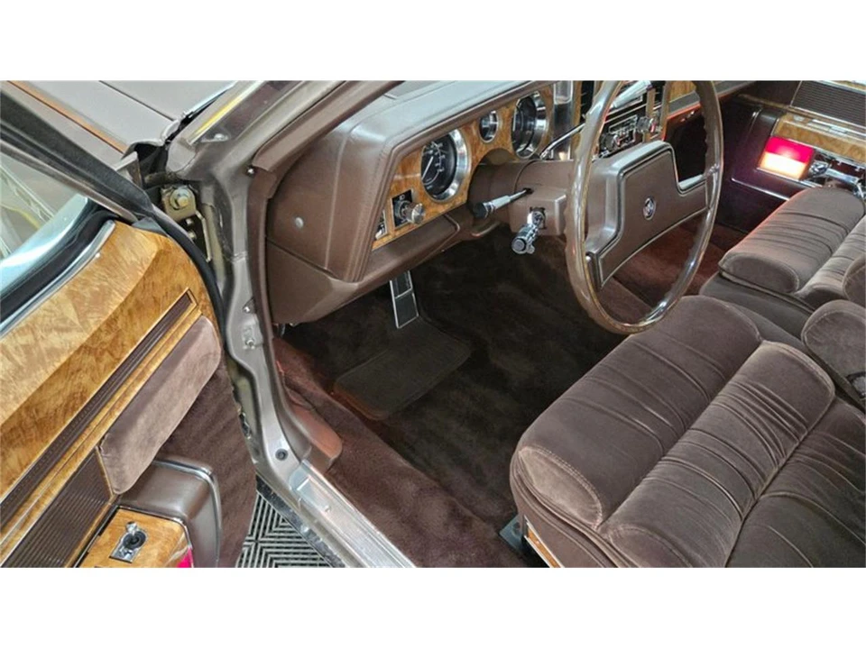 1983 Buick Electra - Image 21 of 31