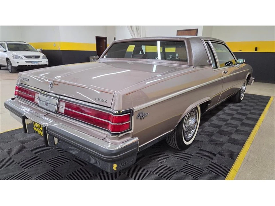 1983 Buick Electra - Image 4 of 31