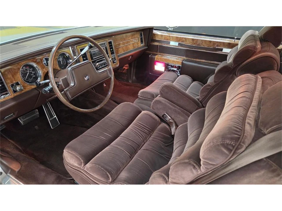 1983 Buick Electra - Image 19 of 31