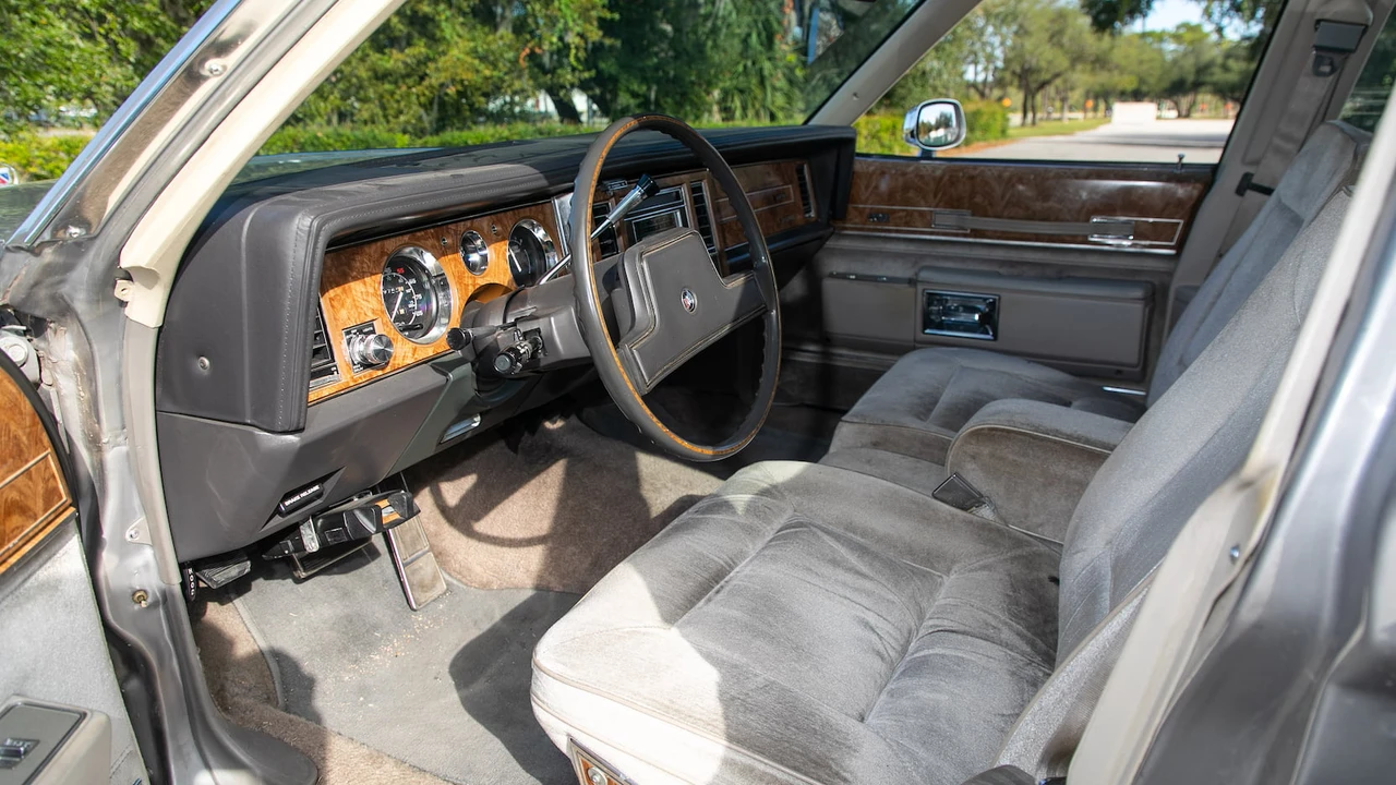 1983 Buick Electra - Image 4 of 12