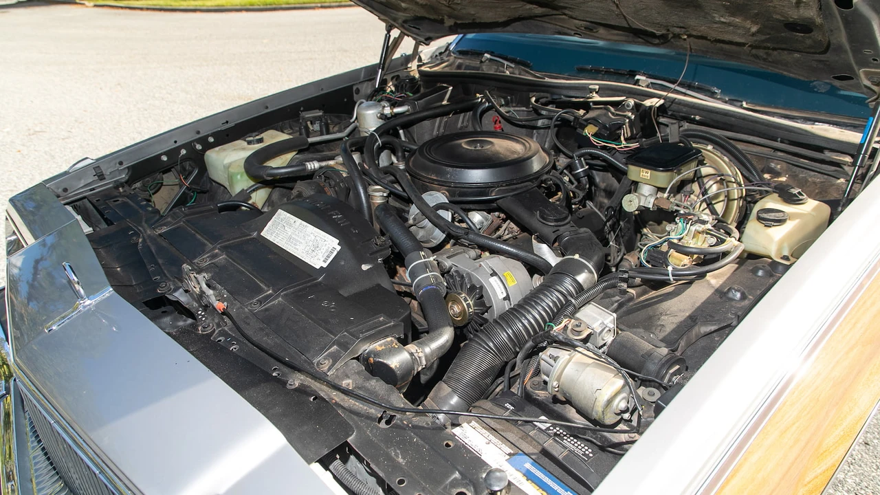 1983 Buick Electra - Image 6 of 12