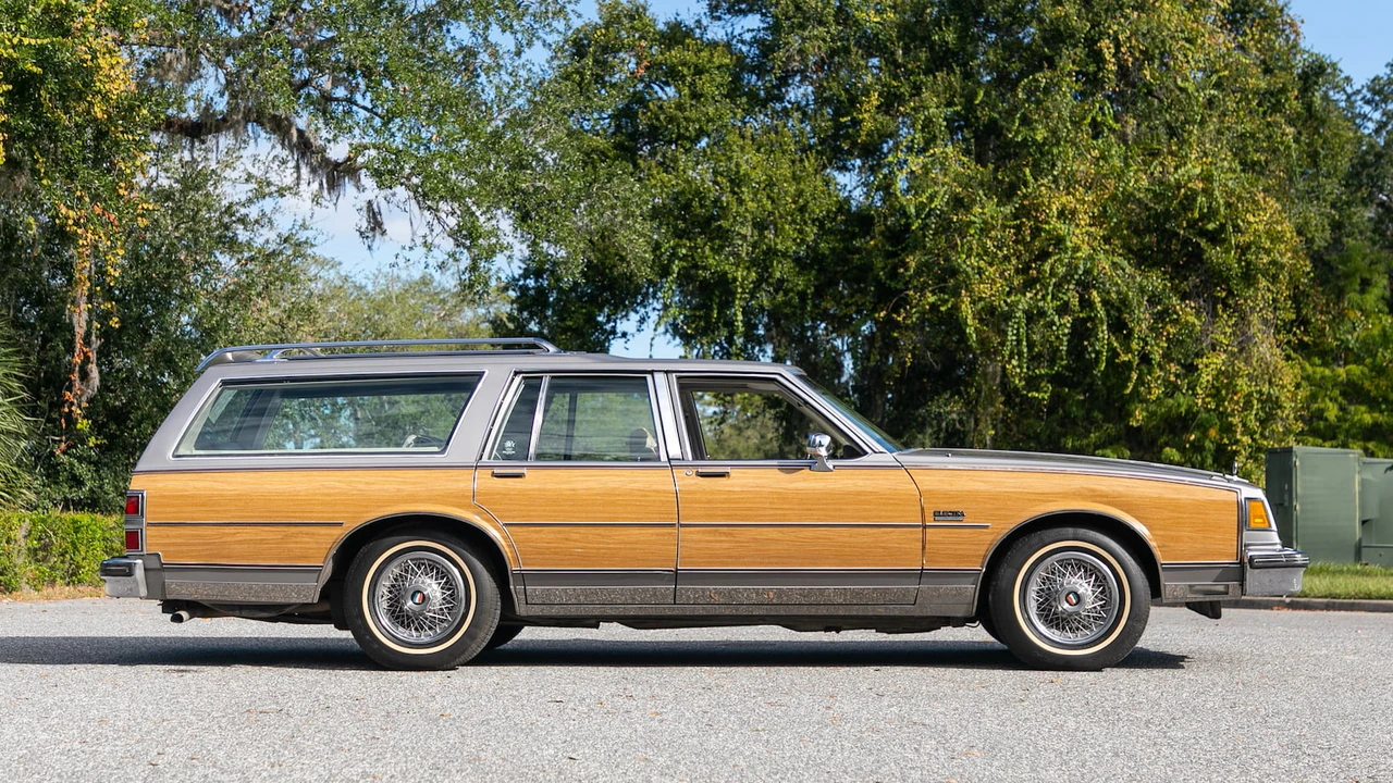 1983 Buick Electra - Image 8 of 12