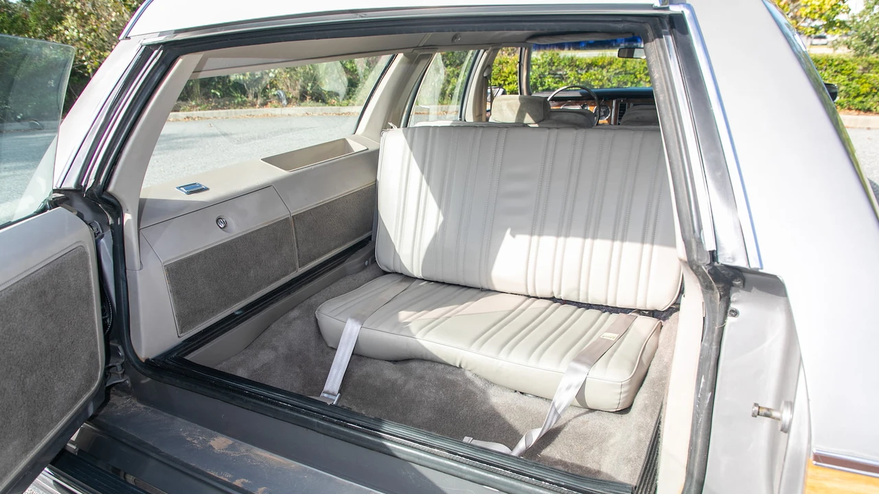 1983 Buick Electra - Image 9 of 12
