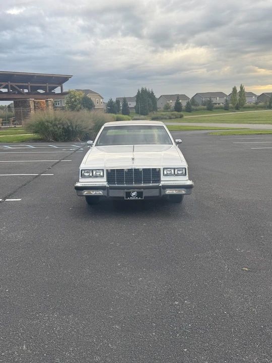 1983 Buick Electra - Image 14 of 31