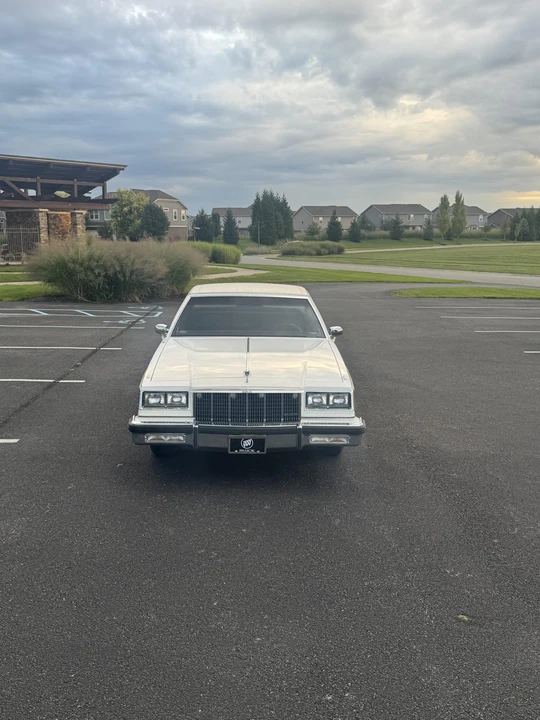 1983 Buick Electra - Image 15 of 31