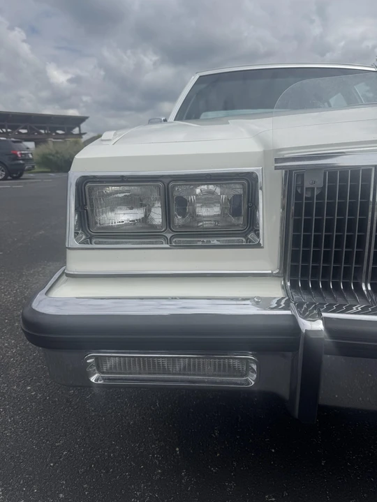 1983 Buick Electra - Image 26 of 31