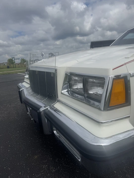 1983 Buick Electra - Image 27 of 31