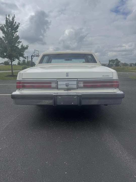 1983 Buick Electra - Image 7 of 31