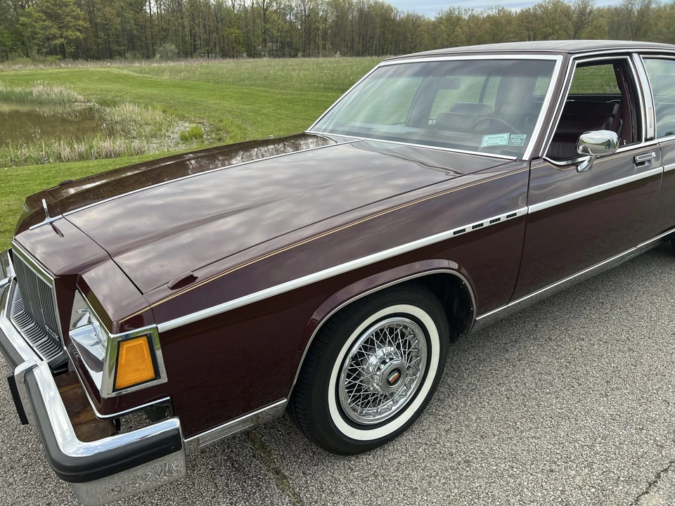 1983 Buick Electra - Image 23 of 31