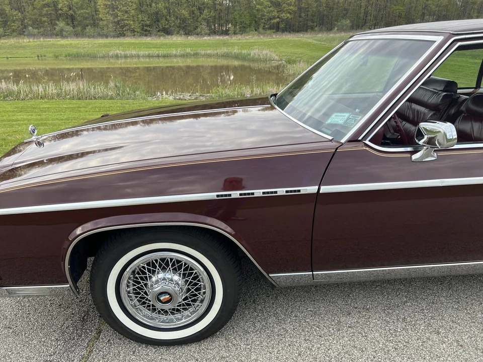 1983 Buick Electra - Image 24 of 31