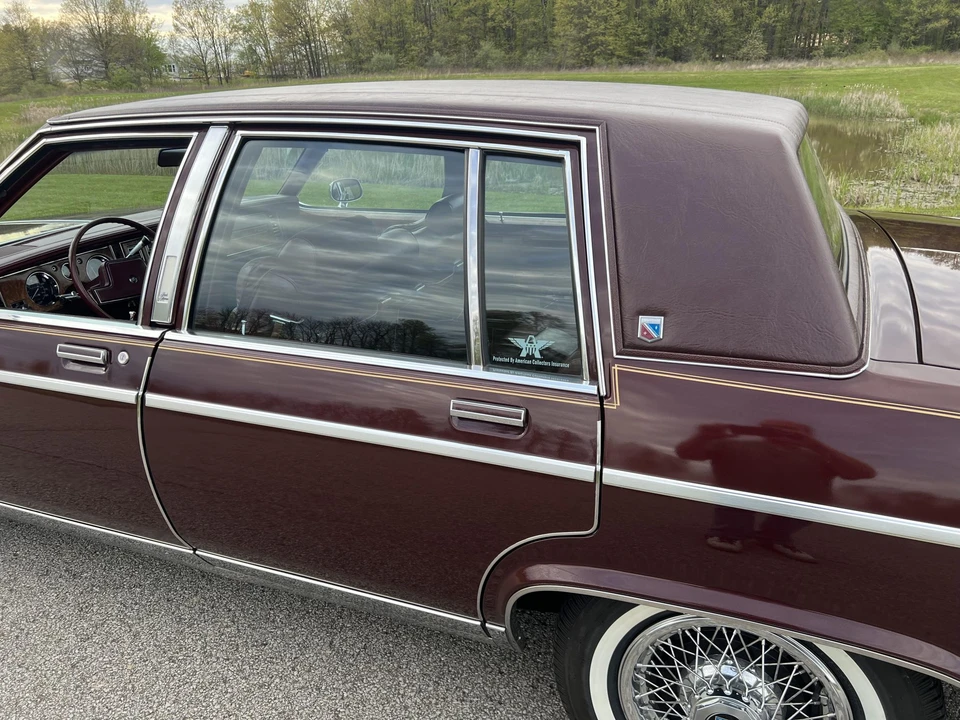 1983 Buick Electra - Image 27 of 31