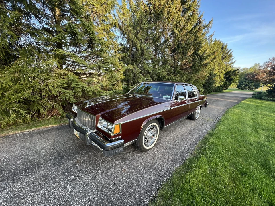 1983 Buick Electra - Image 2 of 31