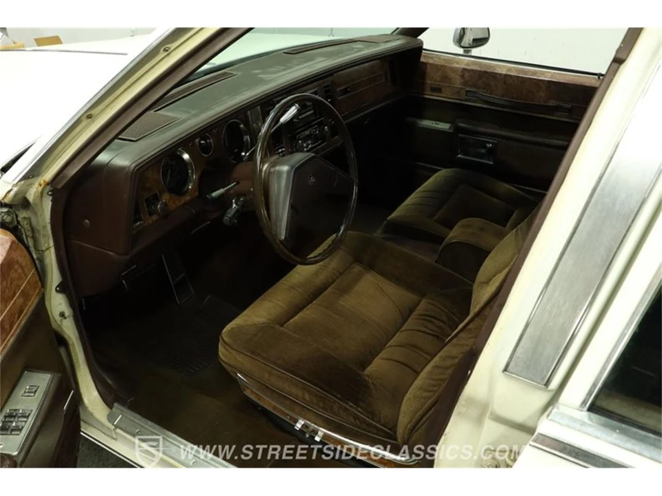 1983 Buick Roadmaster - Image 4 of 31