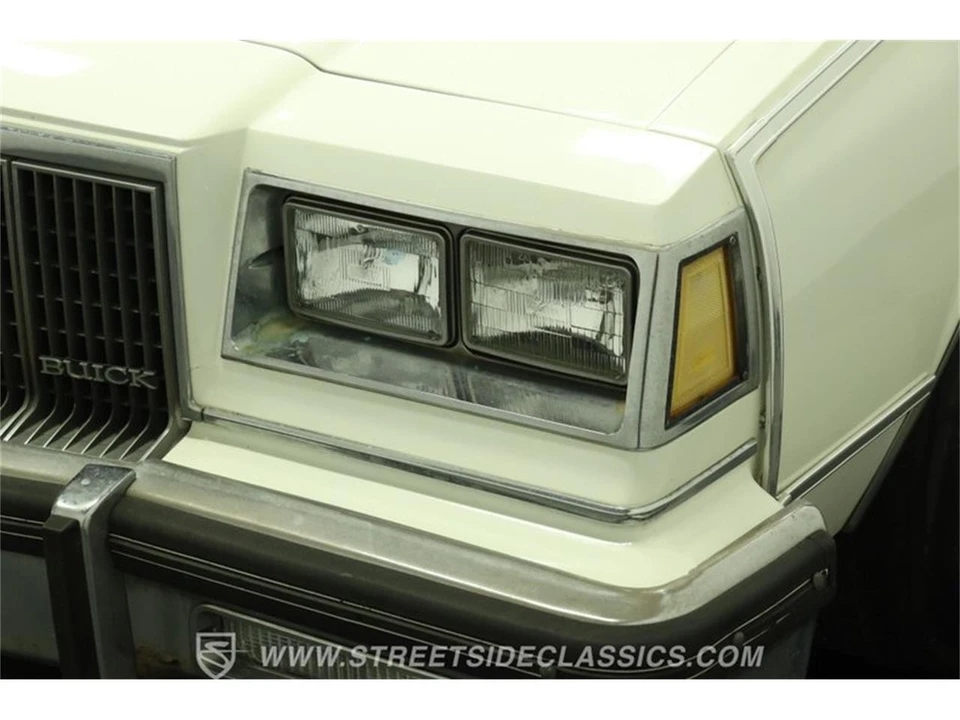 1983 Buick Roadmaster - Image 20 of 31