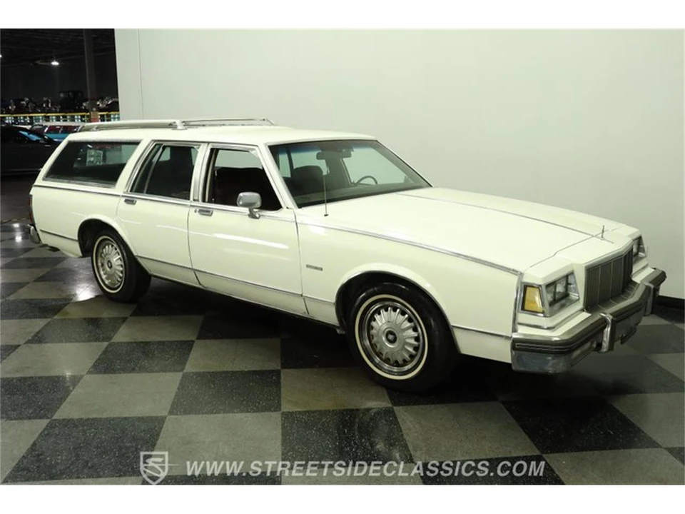 1983 Buick Roadmaster - Image 14 of 31