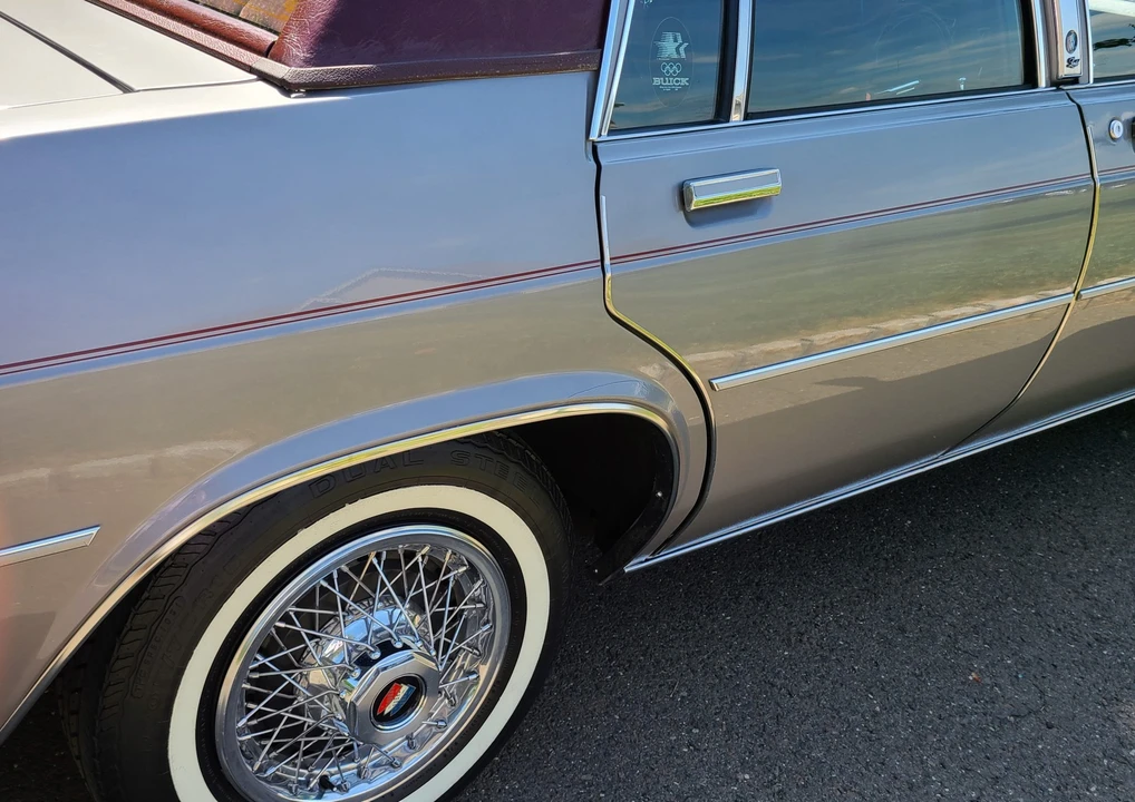 1983 Buick LeSabre - Image 25 of 31