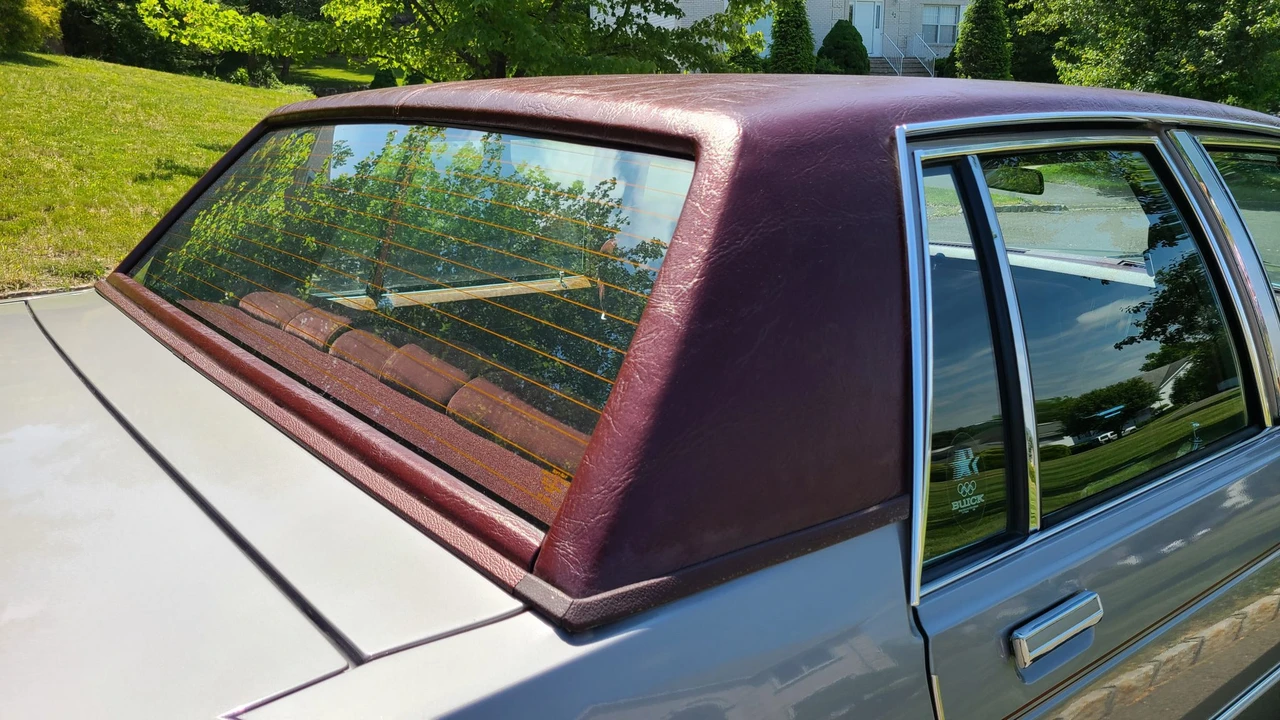 1983 Buick LeSabre - Image 17 of 31