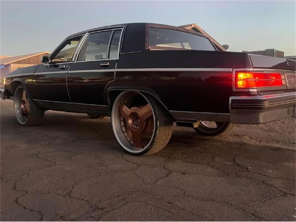 1983 Buick Park Avenue - Image 5 of 15