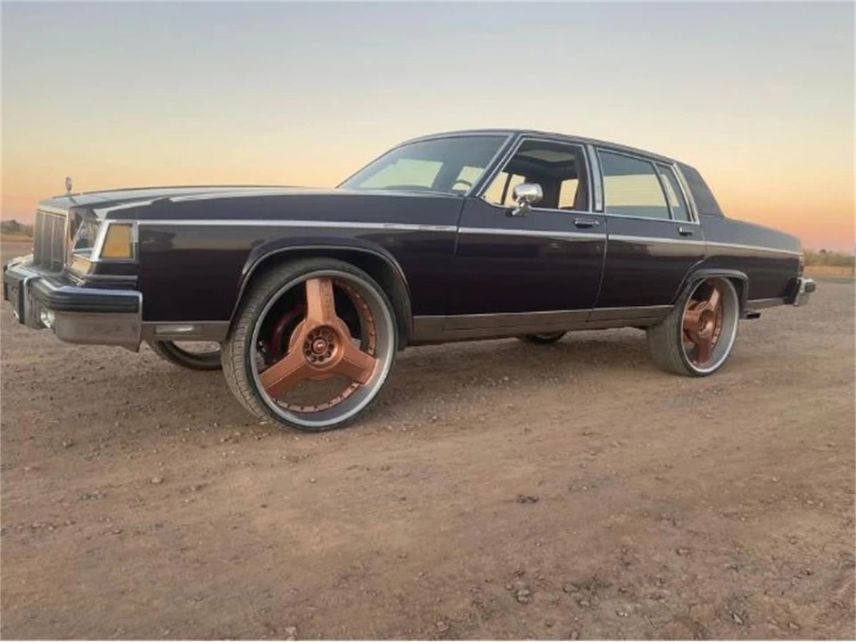 1983 Buick Park Avenue - Image 10 of 15