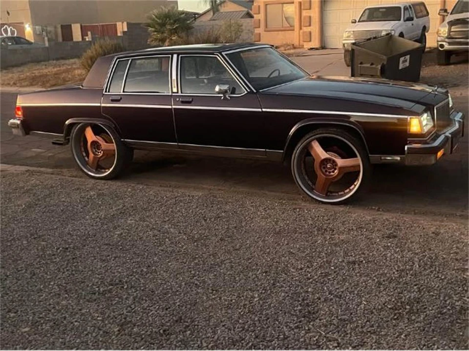 1983 Buick Park Avenue - Image 4 of 15