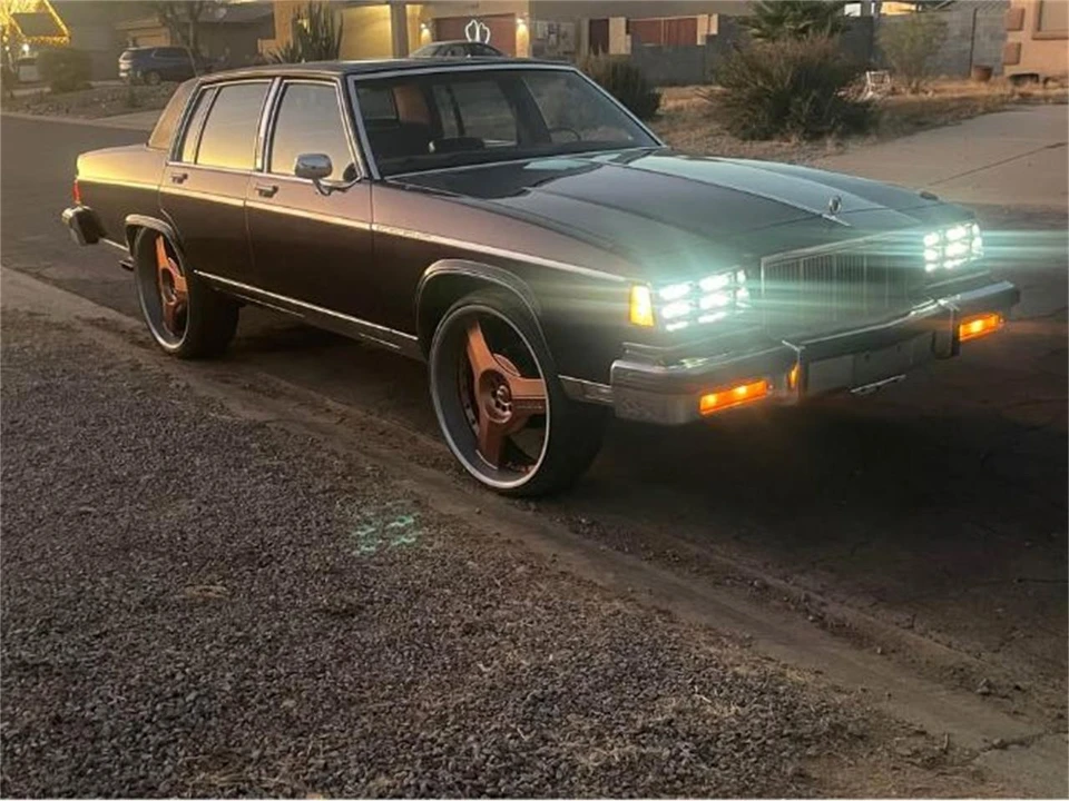 1983 Buick Park Avenue - Image 2 of 15
