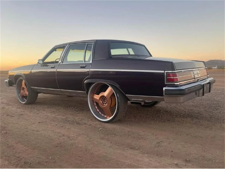 1983 Buick Park Avenue - Image 6 of 15