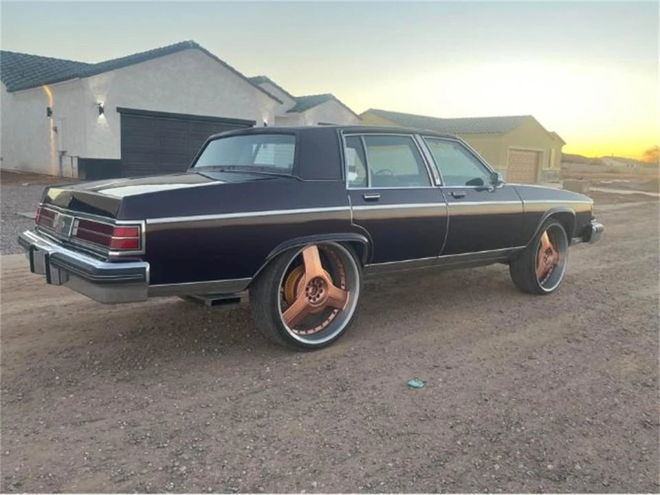 1983 Buick Park Avenue - Image 7 of 15