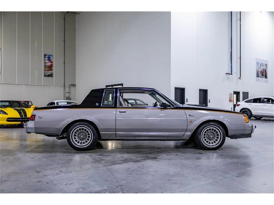 1983 Buick Regal - Image 7 of 31