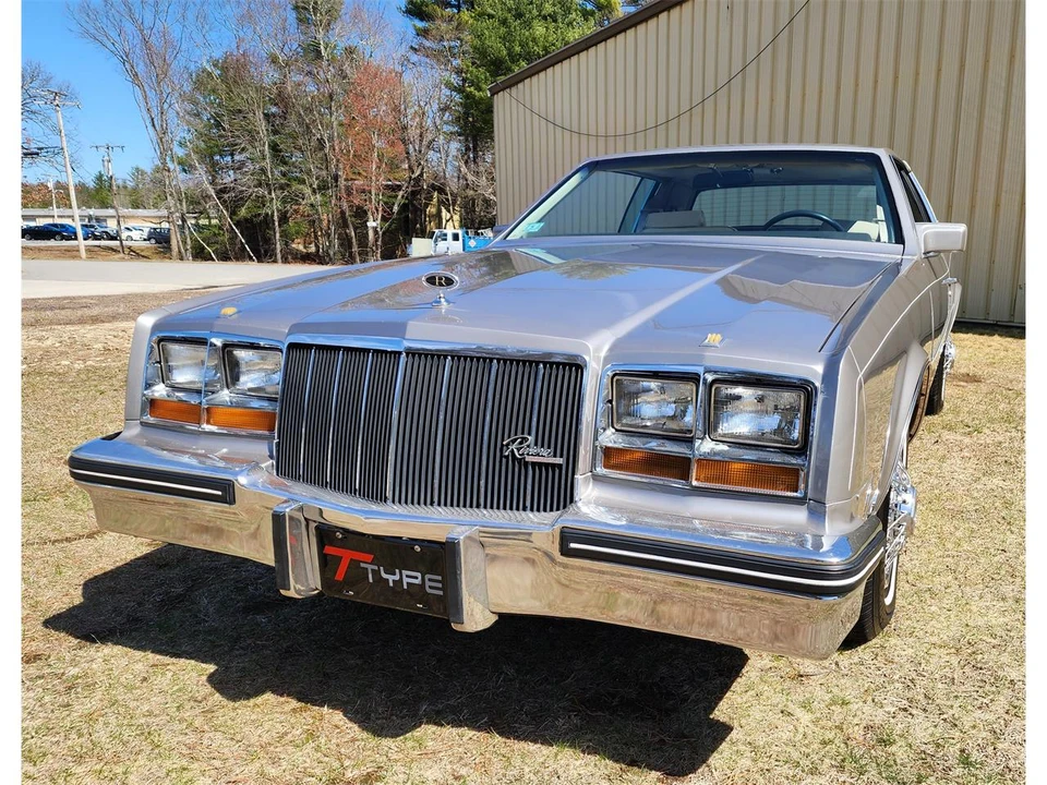 1983 Buick Riviera 4th-7th Gen - Image 7 of 31