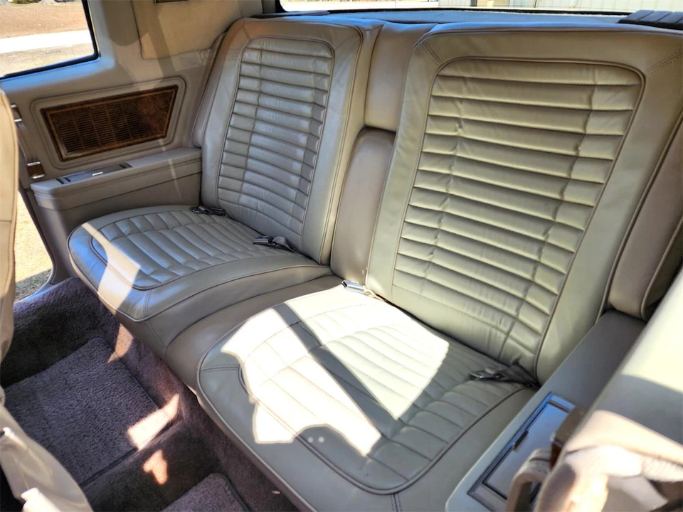 1983 Buick Riviera 4th-7th Gen - Image 23 of 31