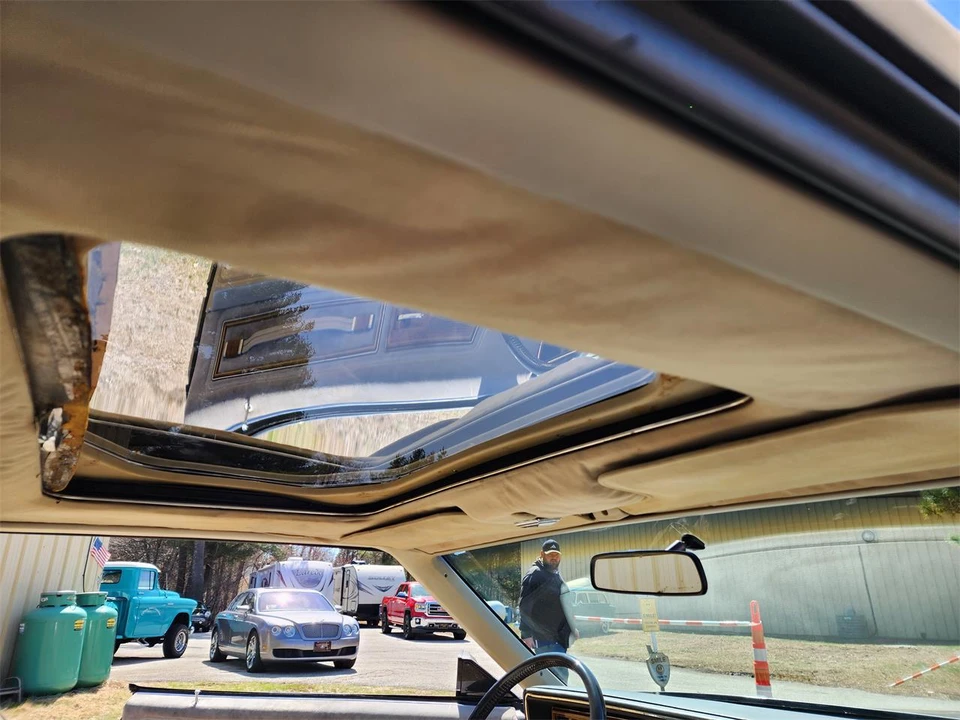 1983 Buick Riviera 4th-7th Gen - Image 31 of 31