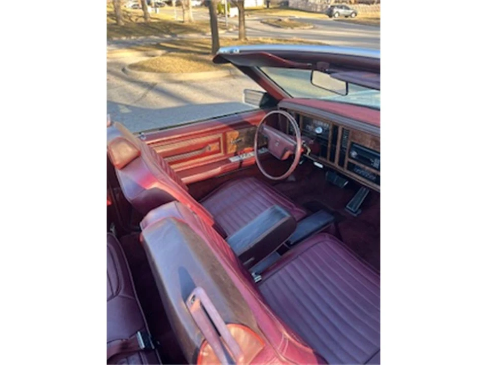 1983 Buick Riviera 4th-7th Gen - Image 9 of 19