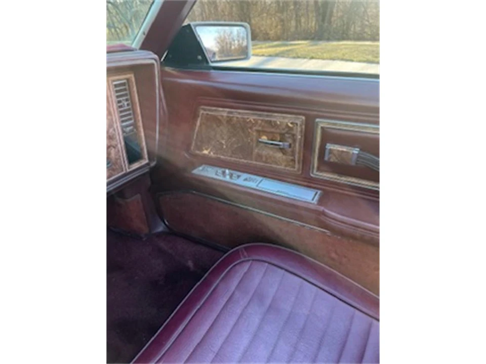 1983 Buick Riviera 4th-7th Gen - Image 13 of 19