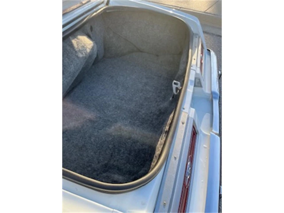 1983 Buick Riviera 4th-7th Gen - Image 15 of 19