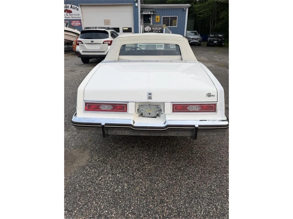 1983 Buick Riviera 4th-7th Gen - Image 3 of 12