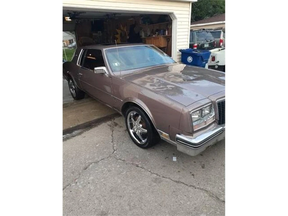 1983 Buick Riviera 4th-7th Gen - Image 5 of 21