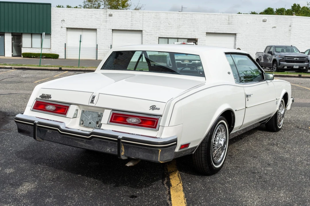 1983 Buick Riviera 4th-7th Gen - Image 5 of 31